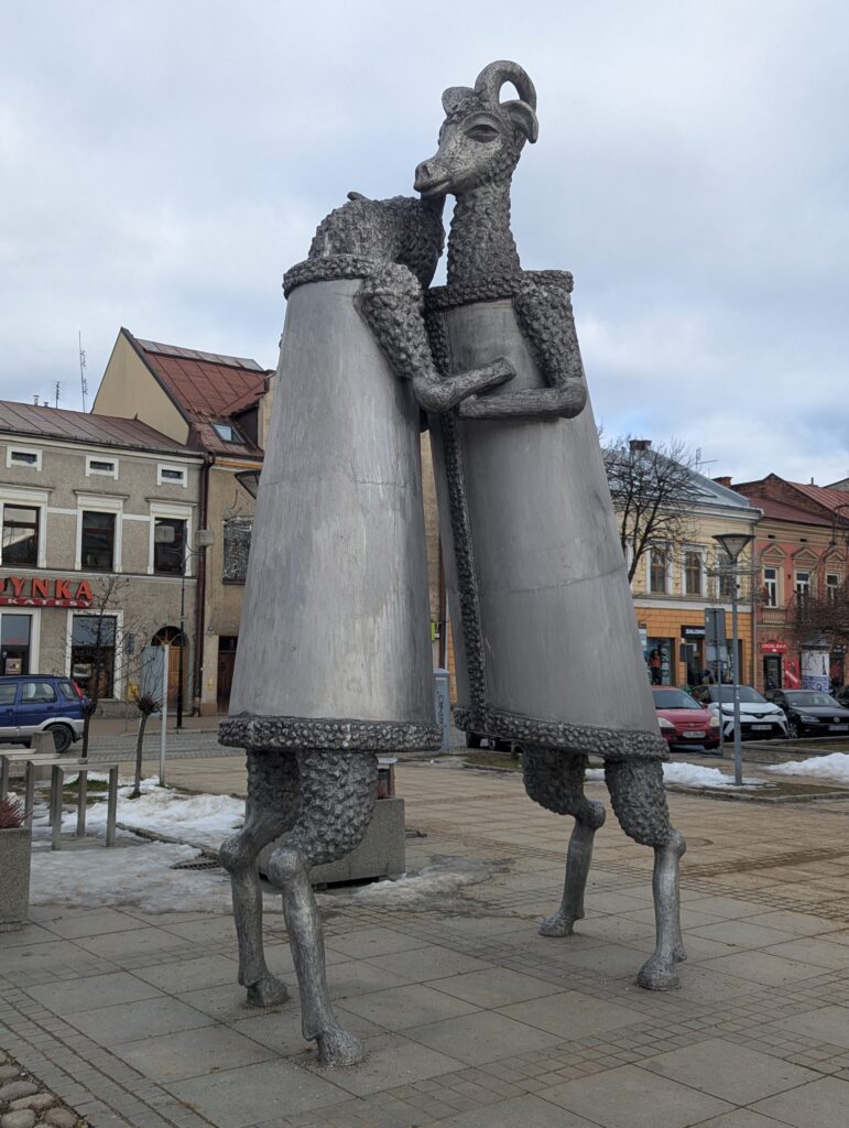 02. Owce Rzeźba Dialog