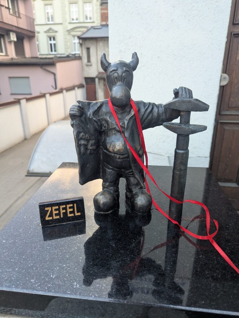 25. Bebok Zefel
