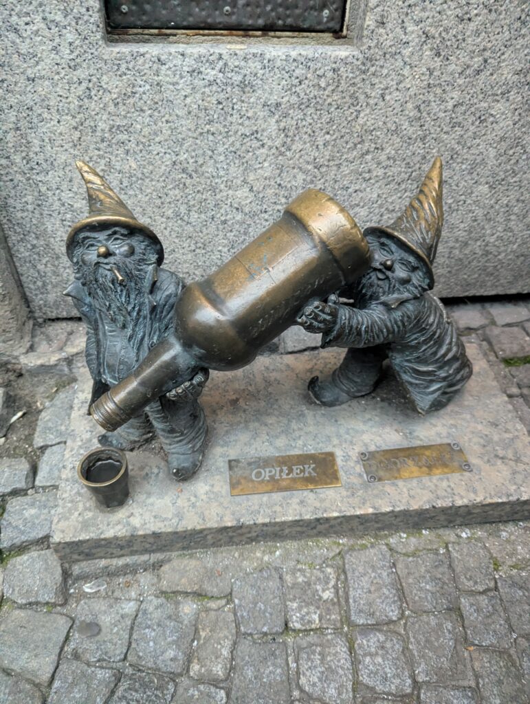 054. Krasnale Ogorzałek i Opiłek