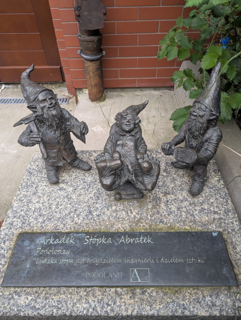 115. Krasnale Podolodzy Arkadek Stópka Abratek